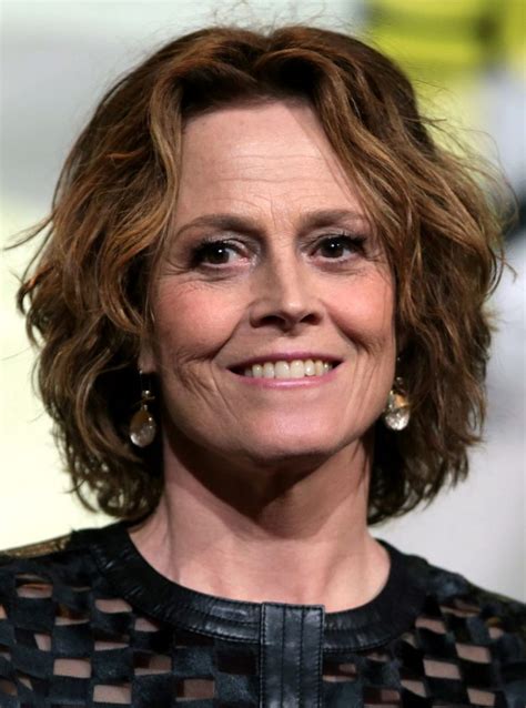 Sigourney Weaver lipstick